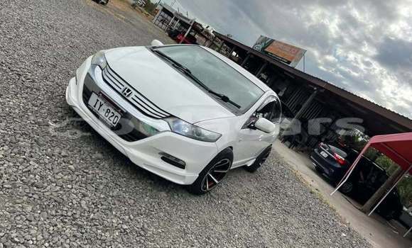Buy Used Honda Insight White Car in Suva in Central Buy Used Honda Insight White Car in Suva in Central
