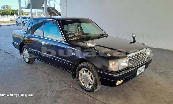 Buy Used Toyota Crown Black Car in Labasa in Northern