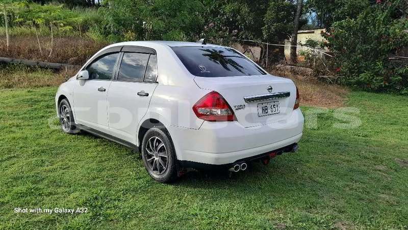 Big with watermark nissan tiida central suva 10801