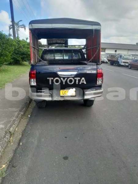 Big with watermark toyota hilux central suva 10819