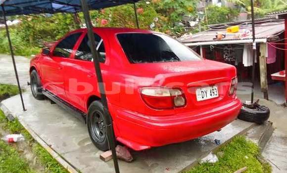 Acheter Occasion Voiture Nissan Sunny Rouge à Suva, Central Acheter Occasion Voiture Nissan Sunny Rouge à Suva, Central