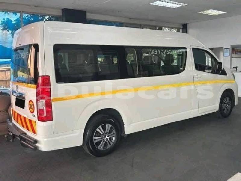 Big with watermark toyota hiace central suva 10886