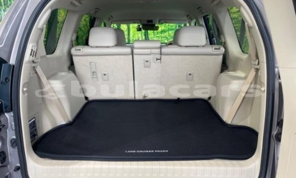 Acheter Occasion Voiture Toyota Land Cruiser Prado Noir à Suva, Central Acheter Occasion Voiture Toyota Land Cruiser Prado Noir à Suva, Central