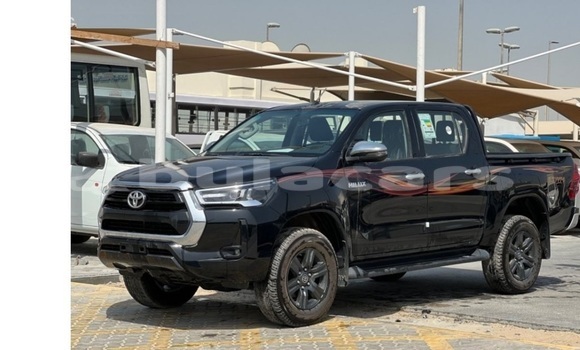 Buy Used Toyota Hilux White Car in Suva in Central Buy Used Toyota Hilux White Car in Suva in Central