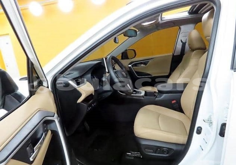 Big with watermark toyota rav4 central suva 11028