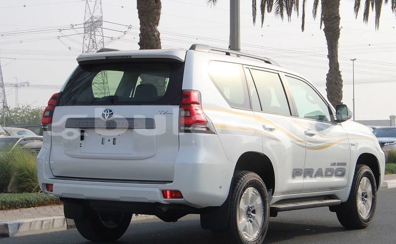 Big with watermark toyota land cruiser prado central suva 11170