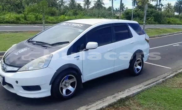 Buy Used Honda Fit White Car in Korokade in Northern Buy Used Honda Fit White Car in Korokade in Northern