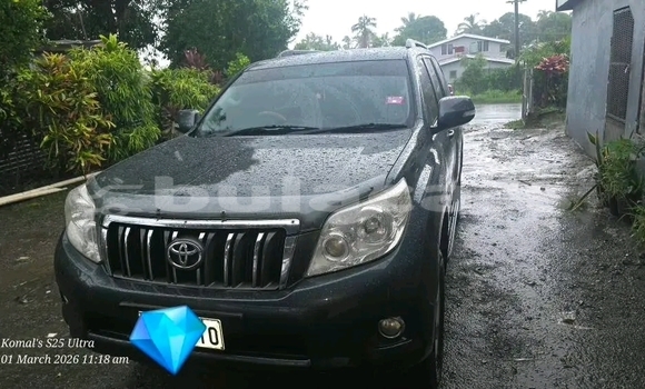 Buy Used Toyota Land Cruiser Black Car in Korovou in Central Buy Used Toyota Land Cruiser Black Car in Korovou in Central