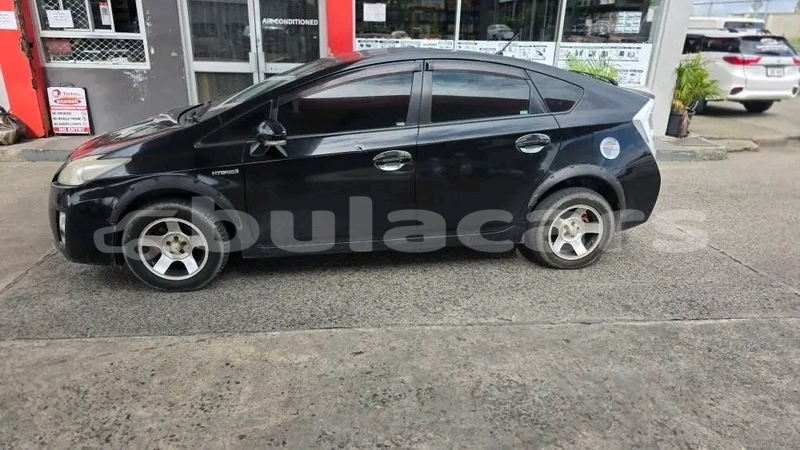 Big with watermark toyota prius northern labasa 11222