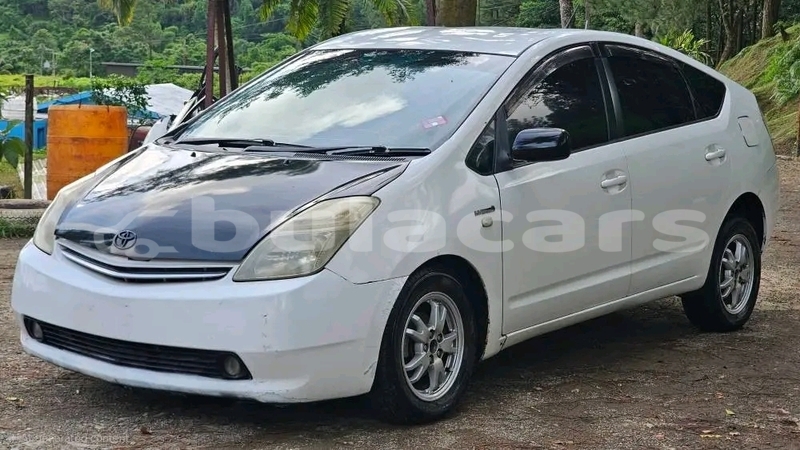 Big with watermark toyota prius northern labasa 11224