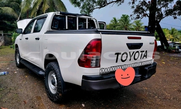 Buy Used Toyota Hiluxe Revo White Car in Lami in Central