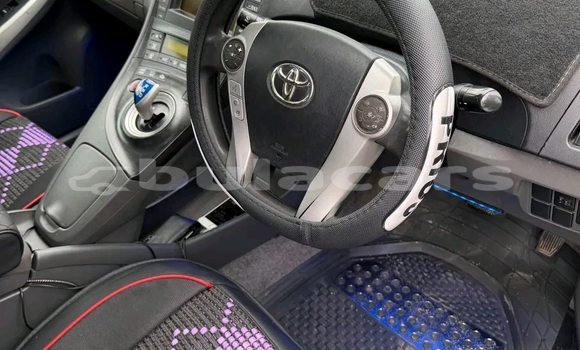 Buy Used Toyota Prius White Car in Lomaji in Eastern