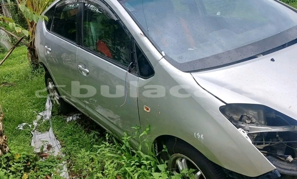 Buy Used Toyota Prius White Car in Korovou in Central