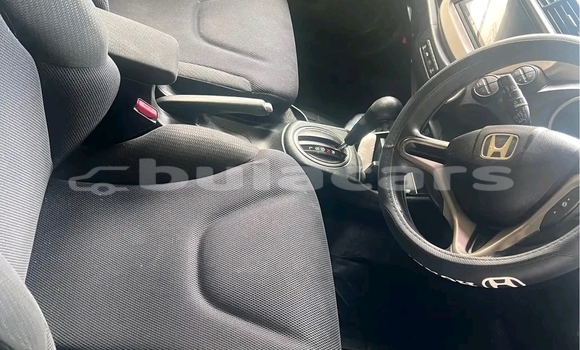 Buy Used Honda Fit White Car in Lami in Central Buy Used Honda Fit White Car in Lami in Central