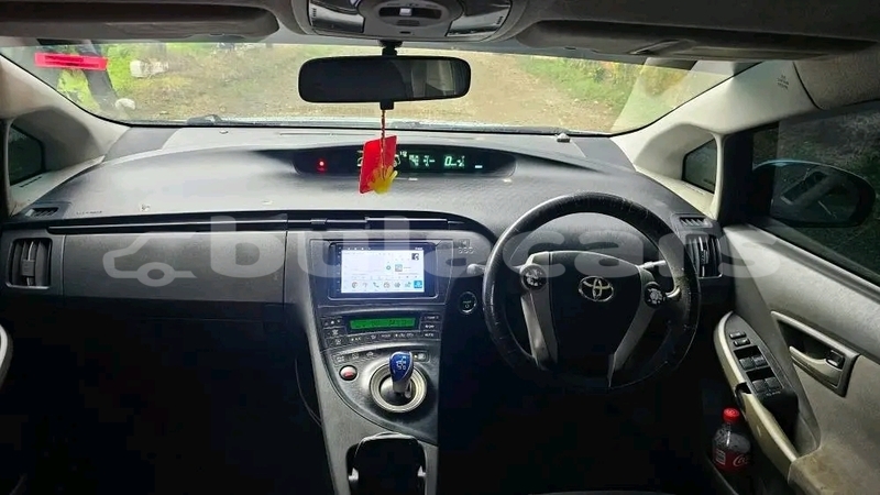 Big with watermark toyota prius northern labasa 11251