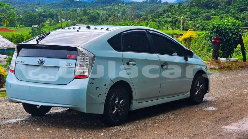 Big with watermark toyota prius northern labasa 11251