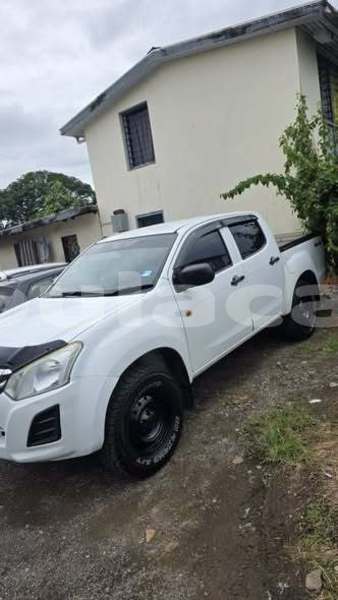 Big with watermark isuzu d max central suva 11412