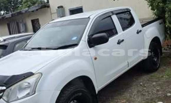 Buy Used Isuzu D–MAX Other Car in Suva in Central