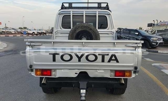 Buy Used Toyota Land Cruiser Silver Car in Nasoki in Eastern Buy Used Toyota Land Cruiser Silver Car in Nasoki in Eastern