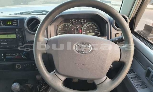 Buy Used Toyota Land Cruiser Silver Car in Nasoki in Eastern Buy Used Toyota Land Cruiser Silver Car in Nasoki in Eastern