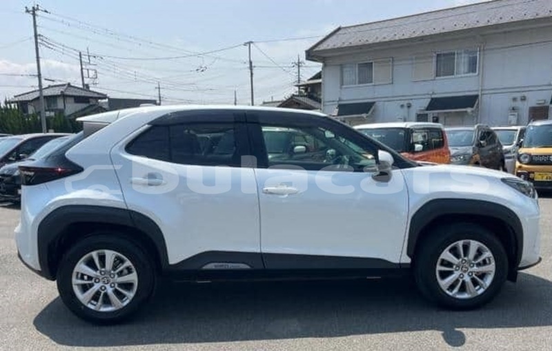 Big with watermark toyota yaris central suva 12033