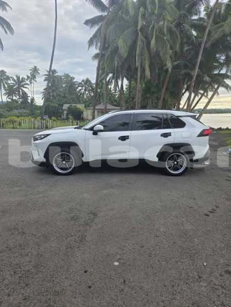 Big with watermark toyota rav4 western nadi 13851