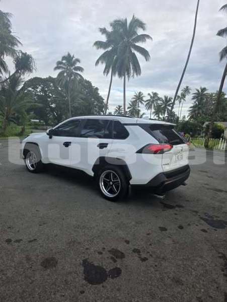 Big with watermark toyota rav4 western nadi 13851