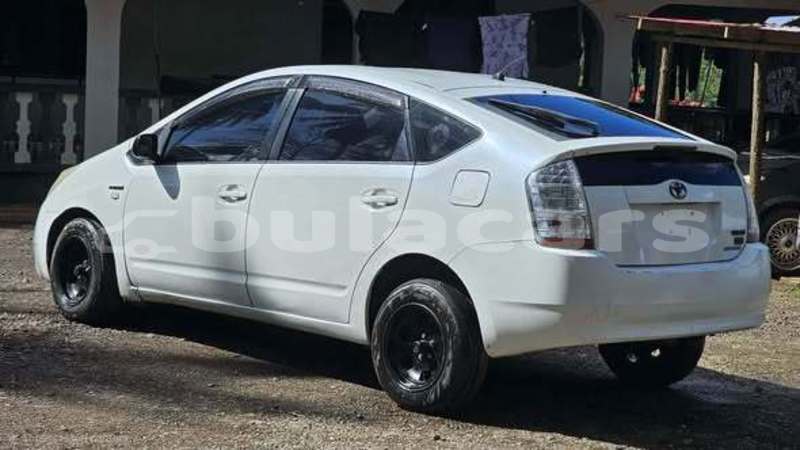 Big with watermark toyota prius central suva 13859