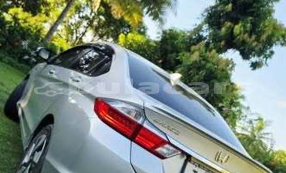 Buy Used Honda Grace Other Car in Ba in Western