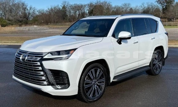 Buy Used Lexus LX White Car in Komave in Western