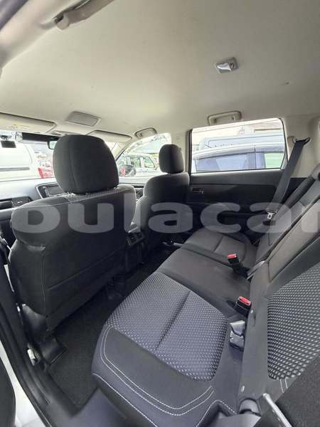 Big with watermark mitsubishi outlander central suva 14173