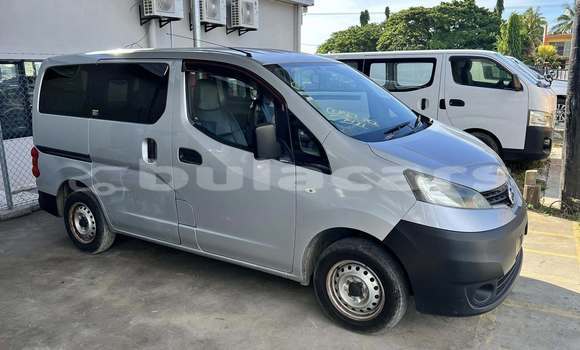Acheter Occasion Voiture Nissan NV200 Gris à Suva, Central Acheter Occasion Voiture Nissan NV200 Gris à Suva, Central