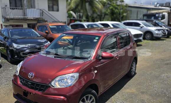 Buy Used Toyota Passo Red Car in Suva in Central