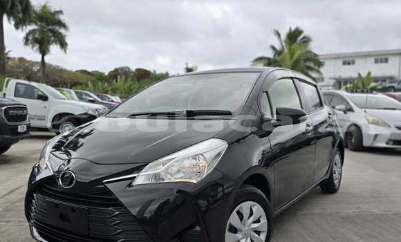Buy Used Toyota Vitz Black Car in Suva in Central