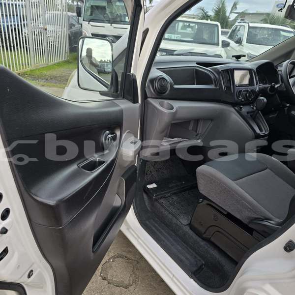 Big with watermark nissan nv200 central suva 14192