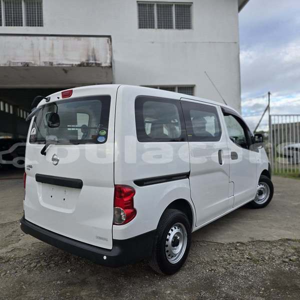 Big with watermark nissan nv200 central suva 14192