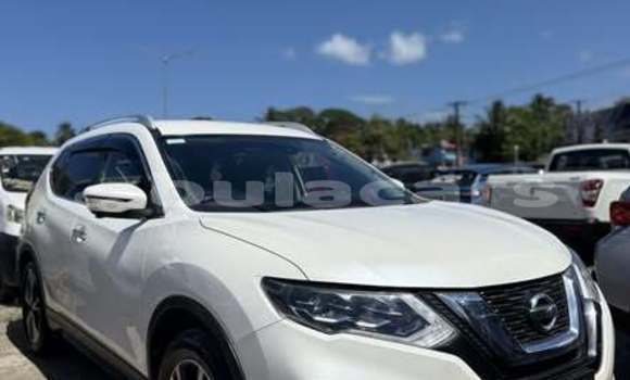 Buy Used Nissan X–Trail White Car in Suva in Central