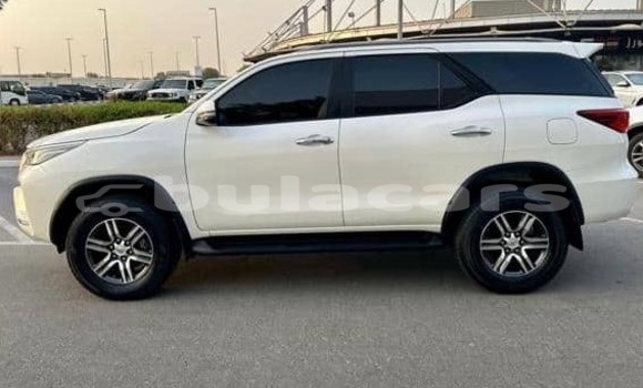 Buy Used Toyota Fortuner White Car in Suva in Central Buy Used Toyota Fortuner White Car in Suva in Central