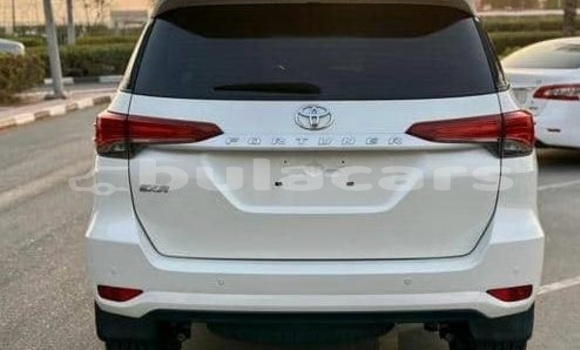 Buy Used Toyota Fortuner White Car in Suva in Central Buy Used Toyota Fortuner White Car in Suva in Central