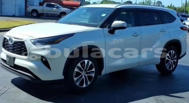 Big with watermark toyota highlander central suva 15493