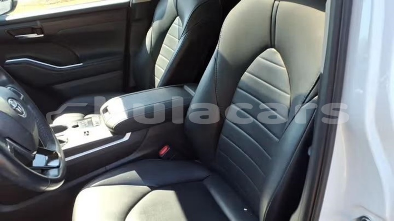 Big with watermark toyota highlander central suva 15493