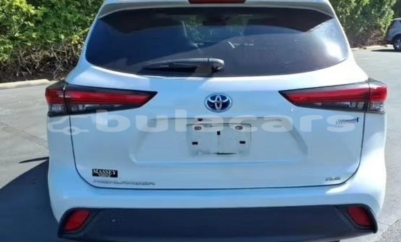 Buy Used Toyota Highlander White Car in Suva in Central Buy Used Toyota Highlander White Car in Suva in Central