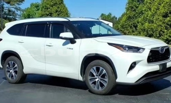 Buy Used Toyota Highlander White Car in Suva in Central Buy Used Toyota Highlander White Car in Suva in Central