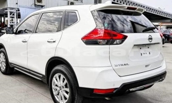 Buy Used Nissan X–Trail White Car in Suva in Central Buy Used Nissan X–Trail White Car in Suva in Central