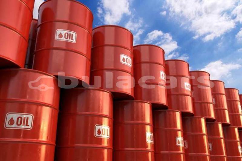Big with watermark oil