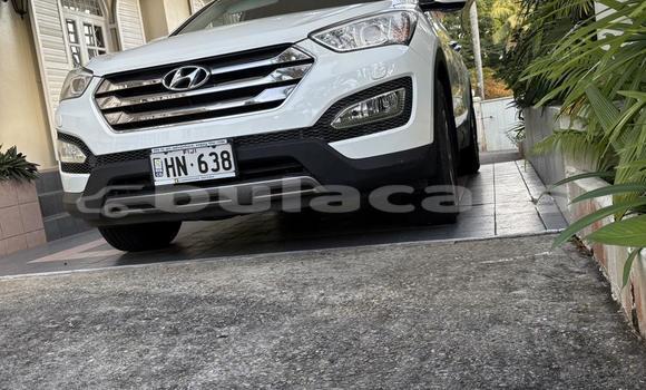 Acheter Occasion Voiture Hyundai Santa Fe Blanc à Suva, Central Acheter Occasion Voiture Hyundai Santa Fe Blanc à Suva, Central