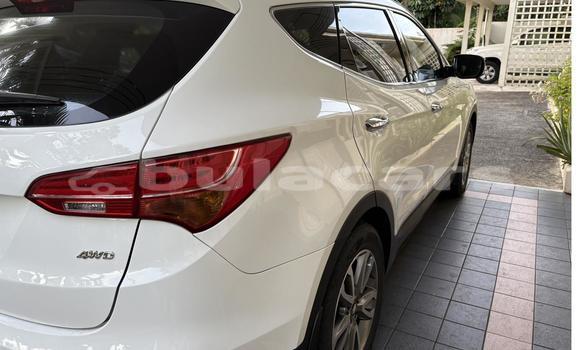 Acheter Occasion Voiture Hyundai Santa Fe Blanc à Suva, Central Acheter Occasion Voiture Hyundai Santa Fe Blanc à Suva, Central