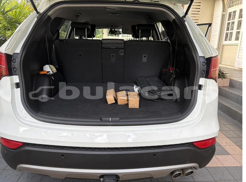 Big with watermark hyundai santa fe central suva 16390