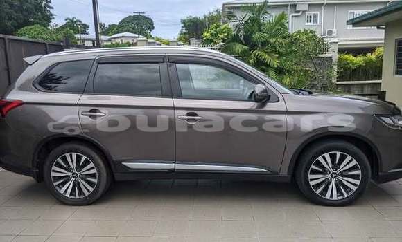 Buy Used Mitsubishi Outlander Other Car in Ba in Western