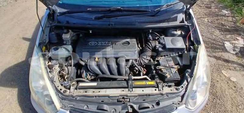 Big with watermark toyota vitz western ba 17585